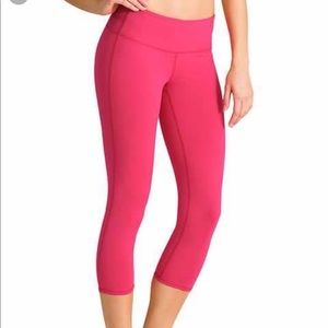 Athleta Capri Leggings Hot Pink size XSmall